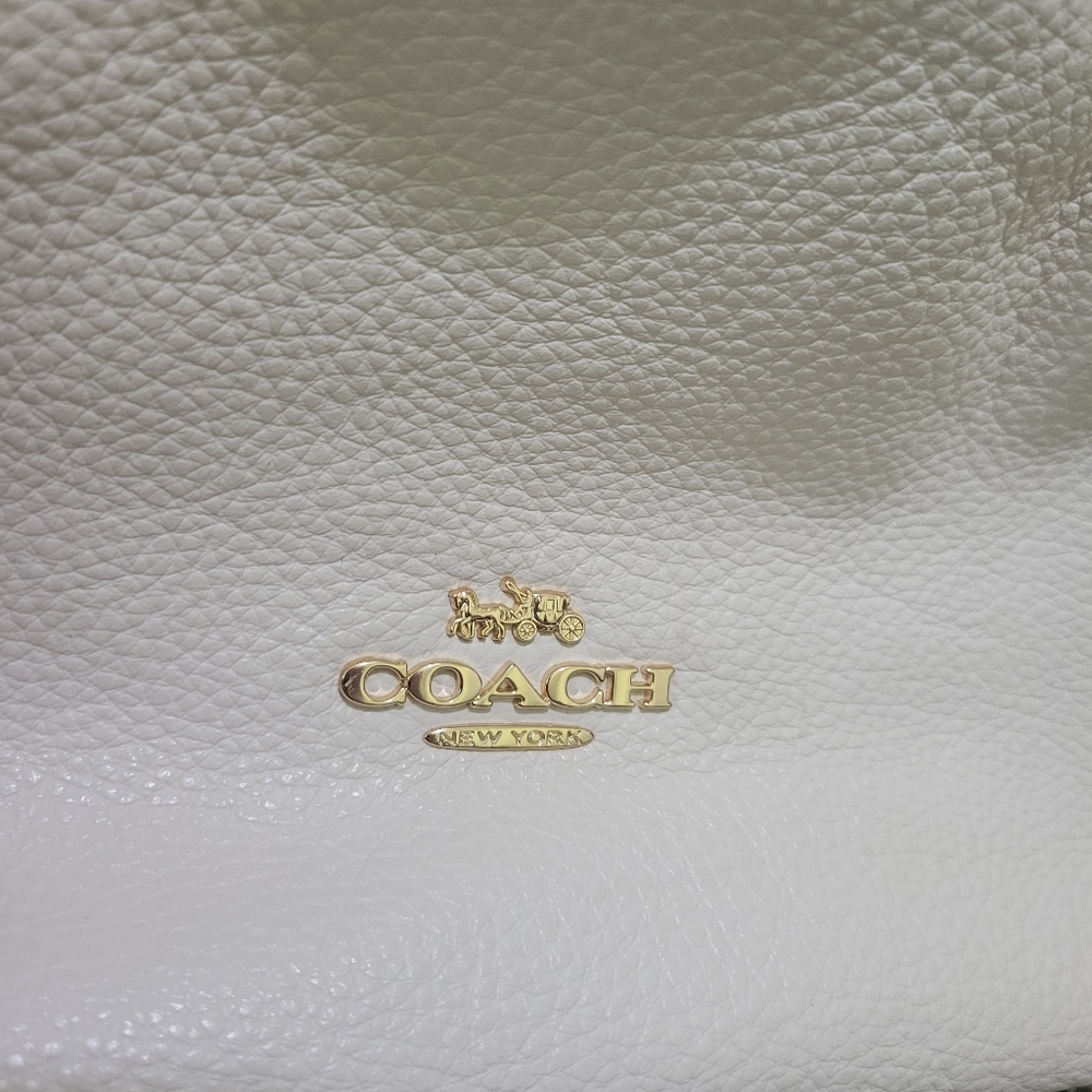 Coach Maya Shoulder Bag In White Gem